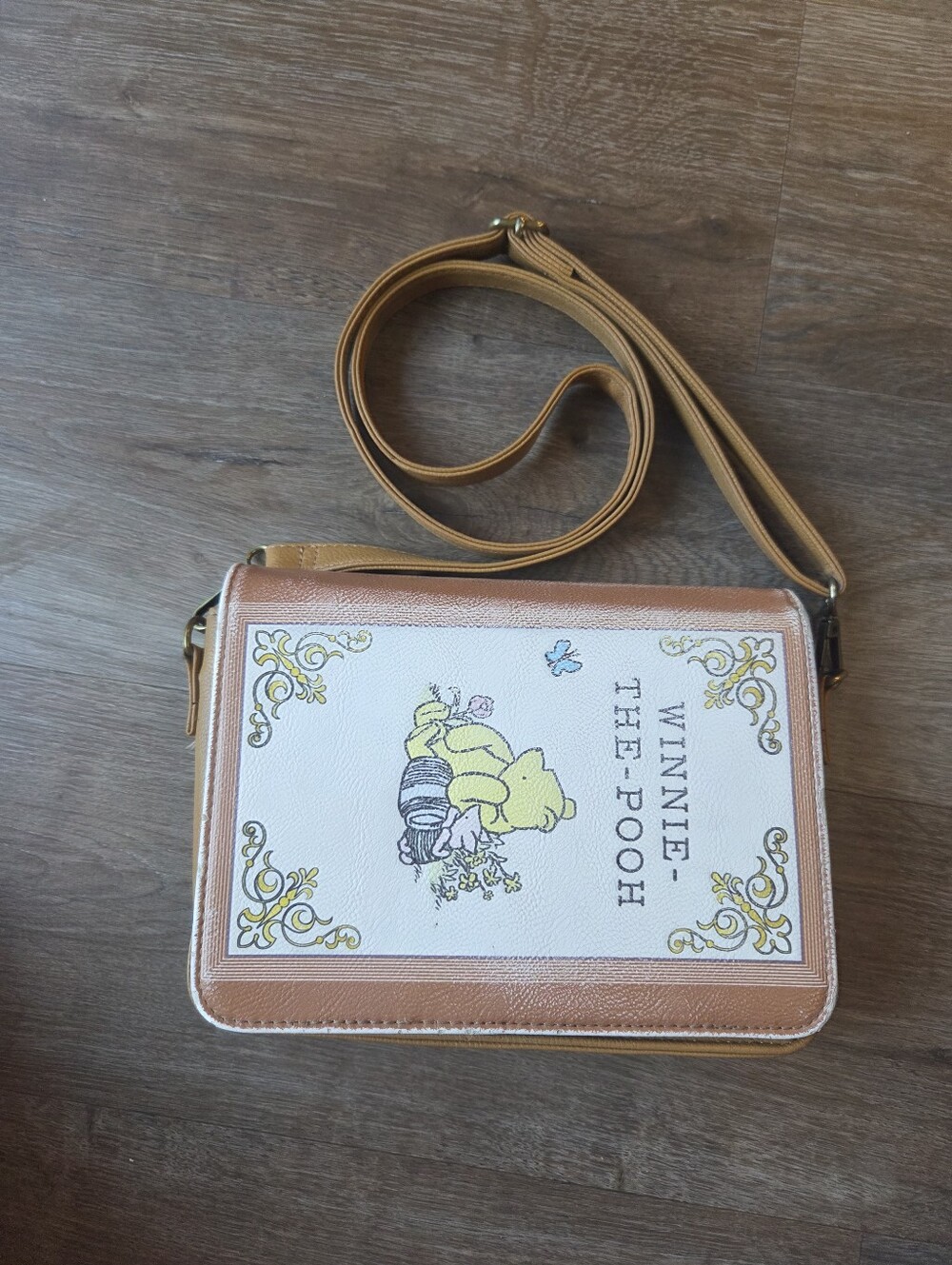 Loungefly Disney Winnie the Pooh Book Shaped Crossbody Bag Purse *well Worn*